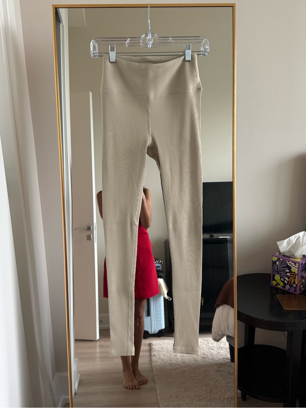 Year of Ours x Bandier: Ribbed High-Waist Leggings in Beige: Small